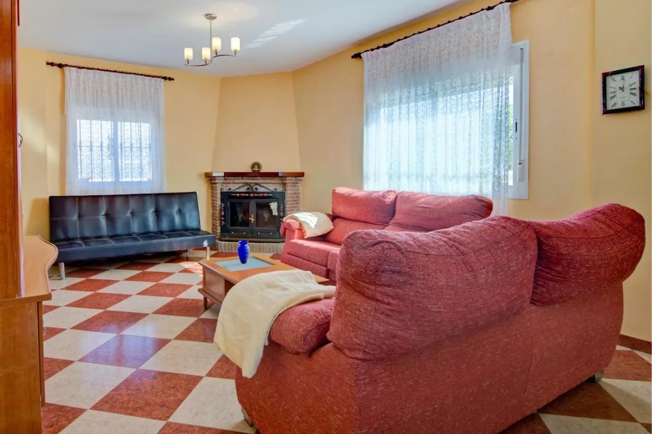Domek alpejski Vinuela Villa With Pool & Lake Views By Homing